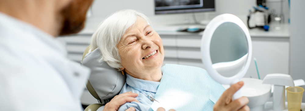 how to clean dentures